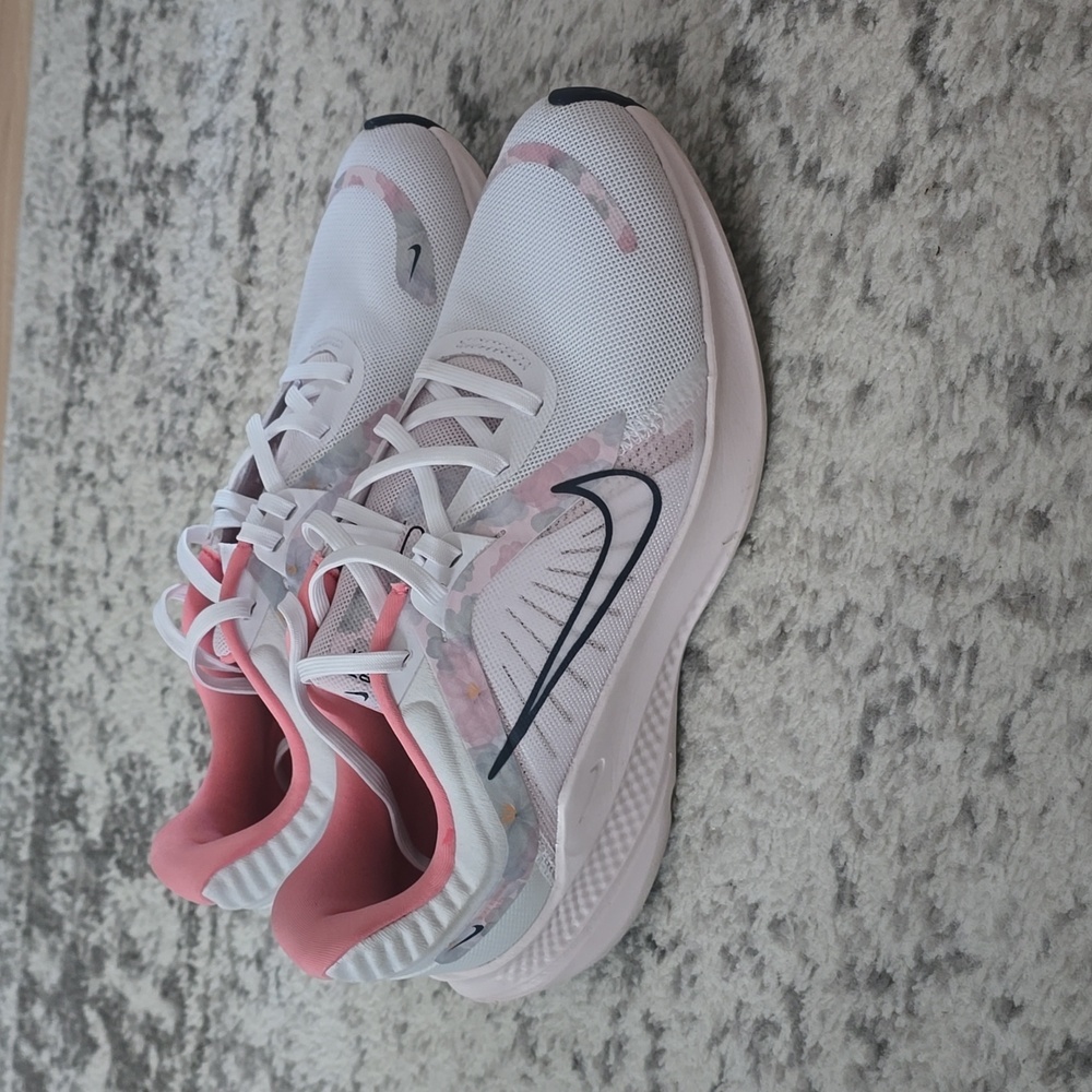 Nike Running Quest 8.5